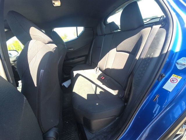 Used 2018 Toyota C-HR XLE FWD image 15