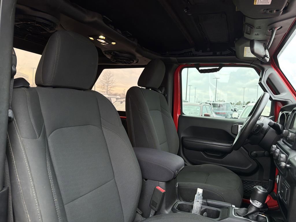 Used 2019 Jeep Wrangler Sport image 13