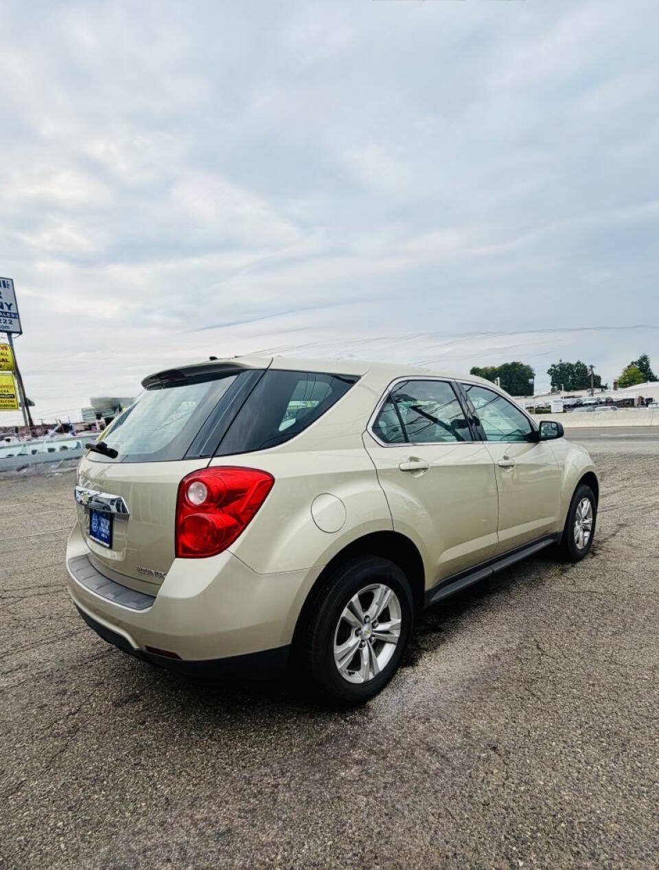 Used 2014 Chevrolet Equinox LS FWD image 11