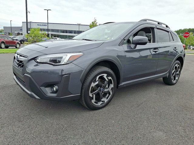 Certified 2022 Subaru Crosstrek 2.5i Limited w/ Moonroof Package 2 AWD/4WD image 3