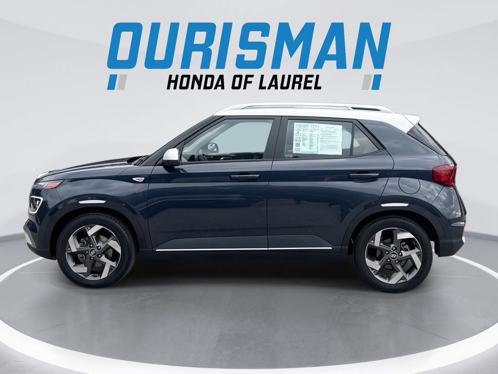 Used 2023 Hyundai Venue Limited FWD image 5