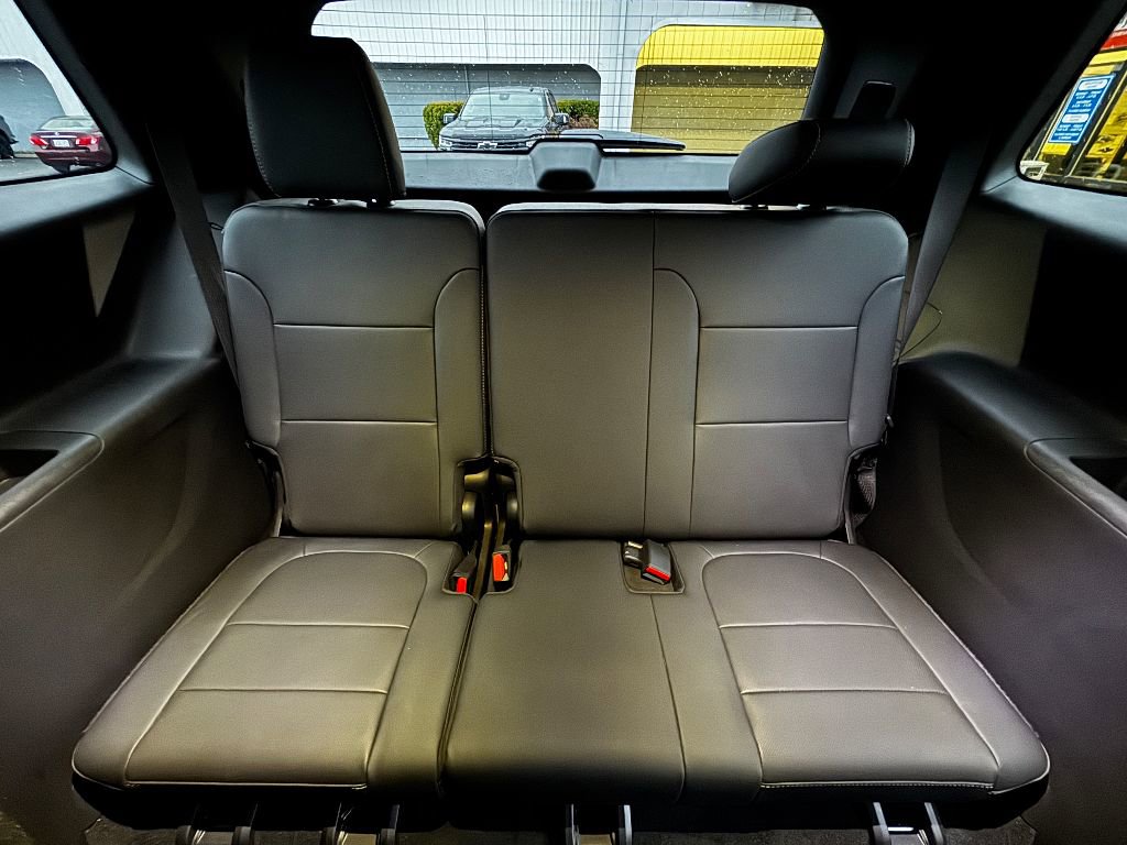 Used 2023 Chevrolet Traverse Premier image 5