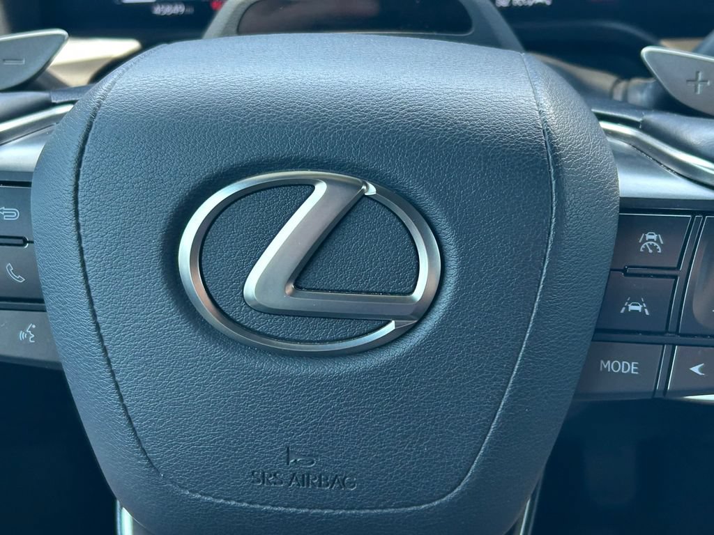 Used 2024 Lexus GX 550 w/ Accessory Package (Z1) AWD/4WD image 45