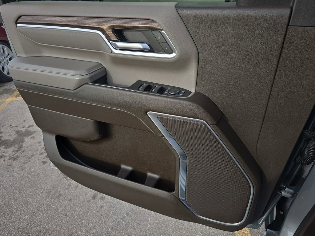 Used 2024 Chevrolet Silverado 3500 LT w/ Texas Edition image 25