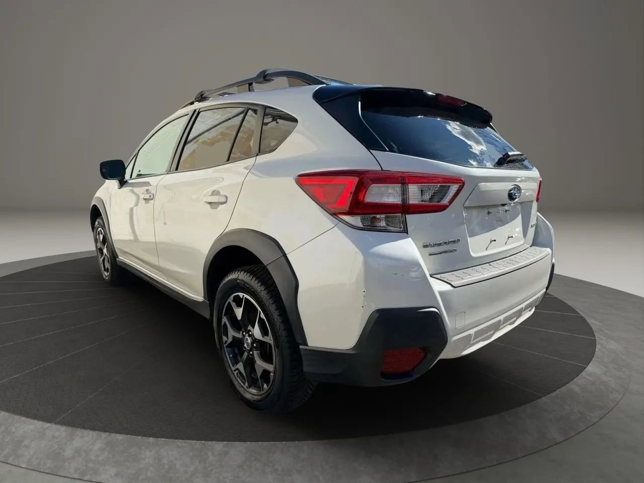 Used 2018 Subaru Crosstrek 2.0i Premium w/ Eyesight System image 7