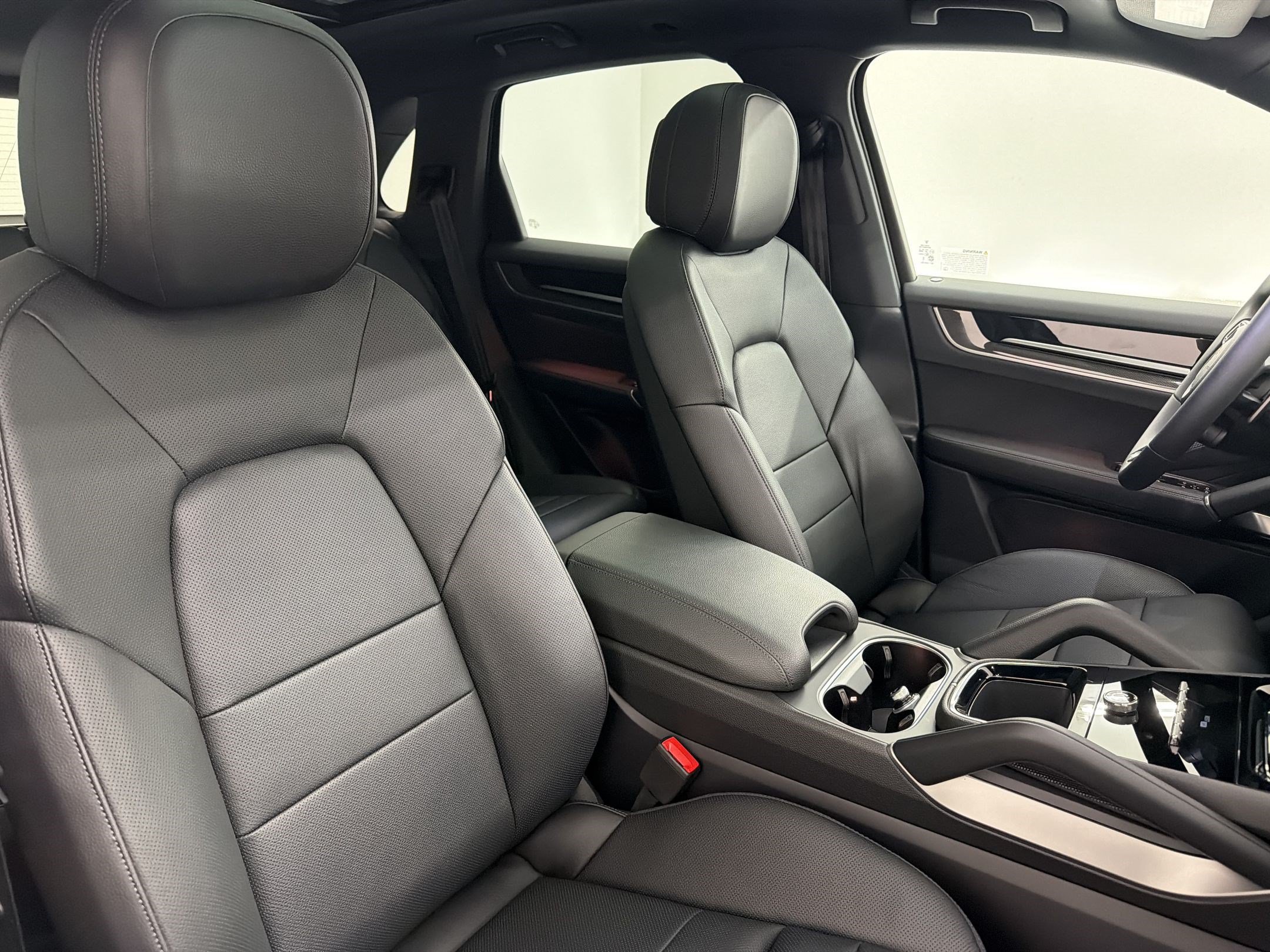 New 2026 Porsche Cayenne AWD/4WD image 30