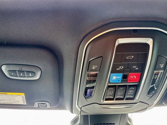 Used 2025 Jeep Wagoneer S Limited image 29