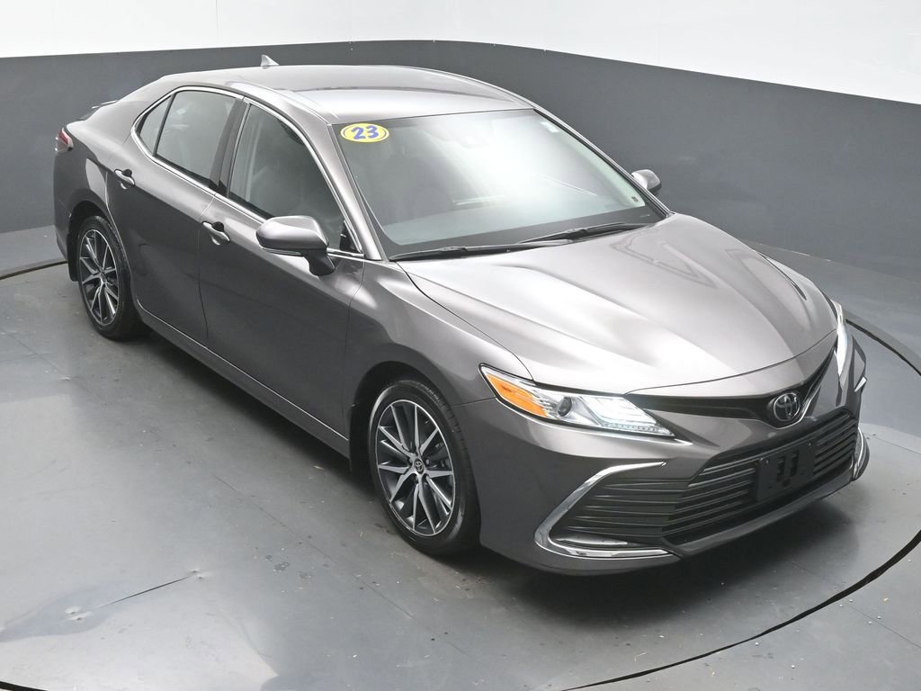 Used 2023 Toyota Camry XLE w/ Cold Weather Package image 38