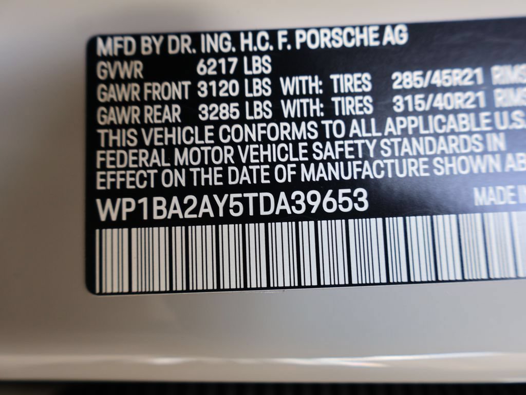 New 2026 Porsche Cayenne Coupe AWD/4WD image 40