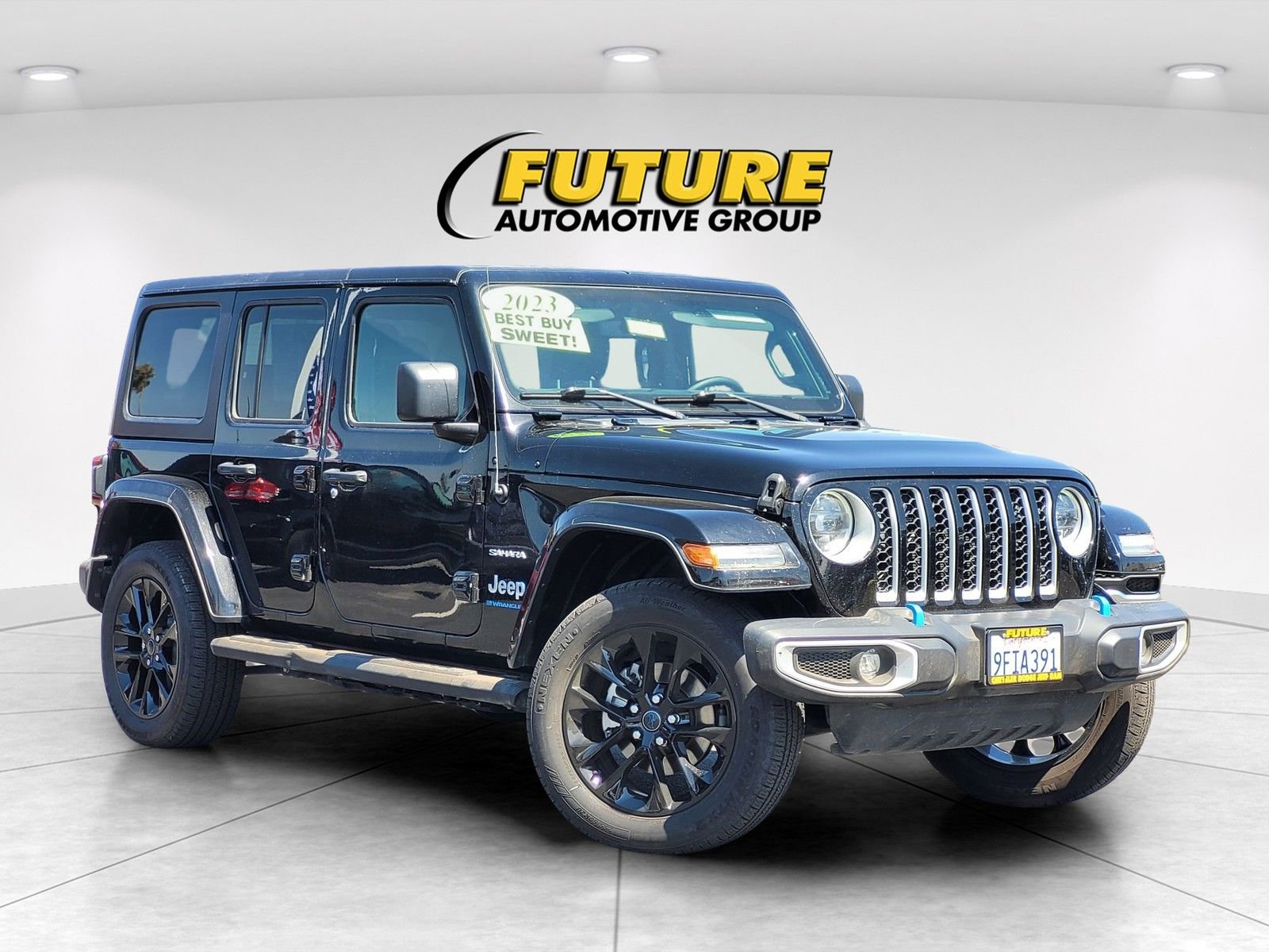 Used 2023 Jeep Wrangler Unlimited Sahara image 1