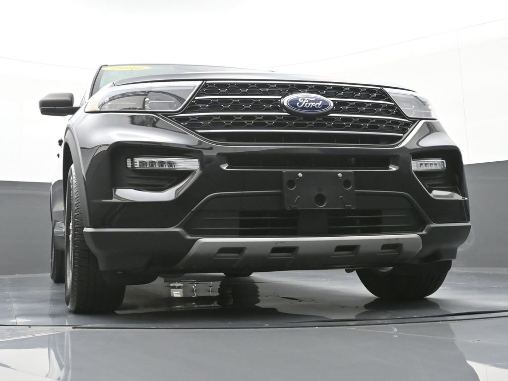 Used 2022 Ford Explorer XLT w/ Equipment Group 202A RWD image 47