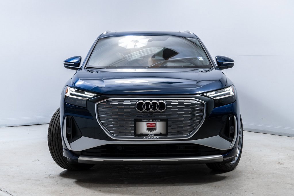 Used 2025 Audi Q4 e-tron Prestige w/ Sport Package image 10