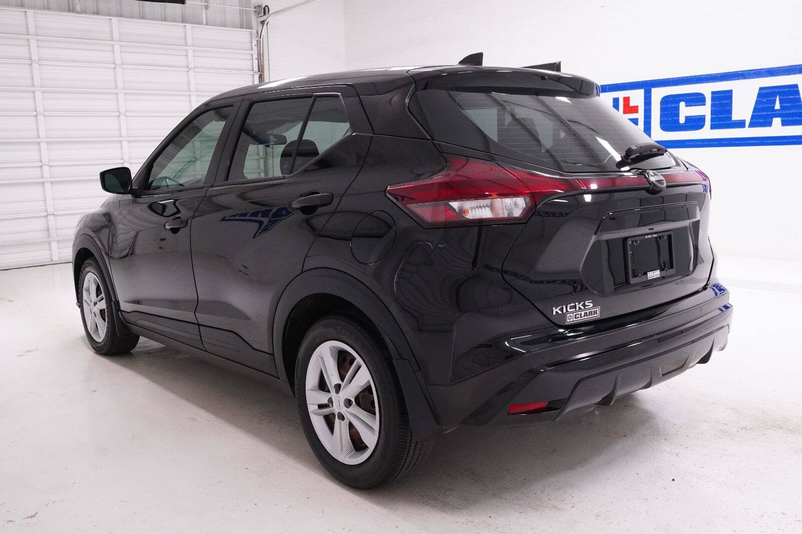 Used 2024 Nissan Kicks S FWD image 32