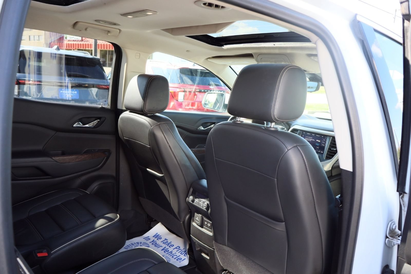Used 2021 GMC Acadia Denali w/ Denali Ultimate Package AWD/4WD image 33