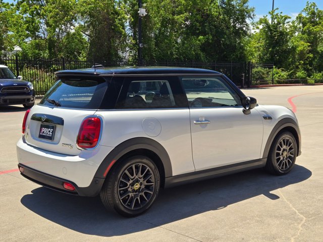 Used 2024 MINI Cooper SE FWD image 5