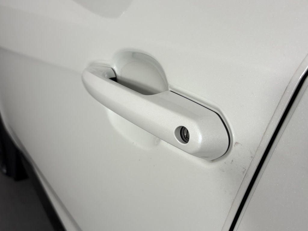 Used 2022 Toyota RAV4 XSE AWD/4WD image 15