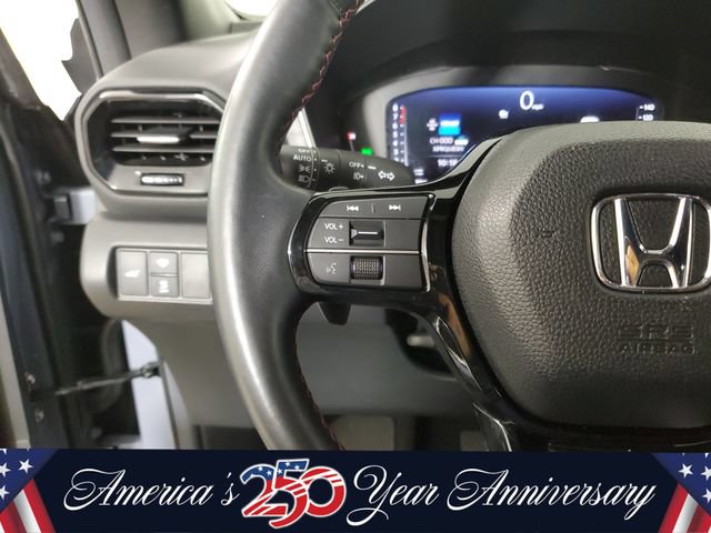 Used 2025 Honda Pilot Black Edition image 27