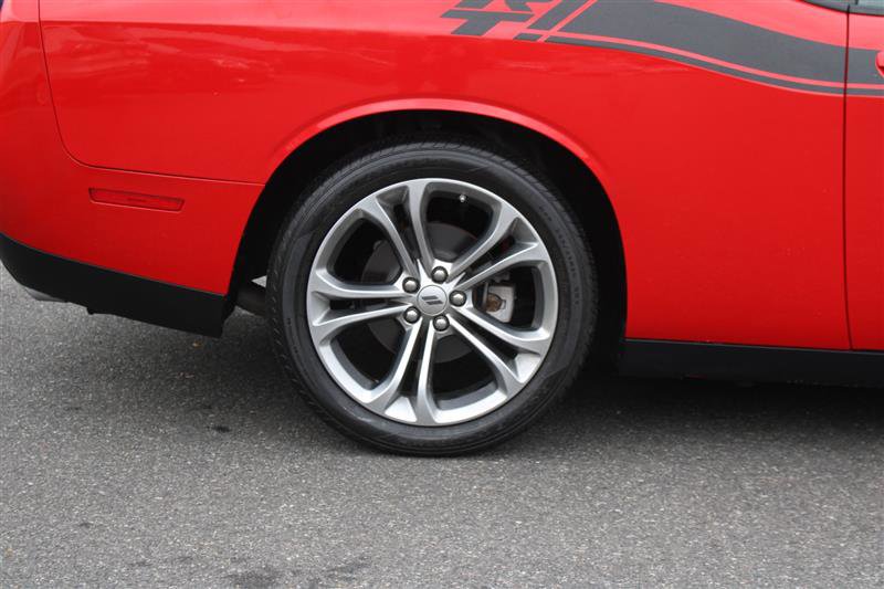 Used 2022 Dodge Challenger R/T image 9
