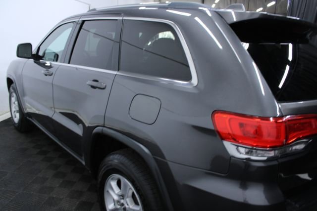 Used 2016 Jeep Grand Cherokee Laredo w/ Quick Order Package 23E RWD image 9