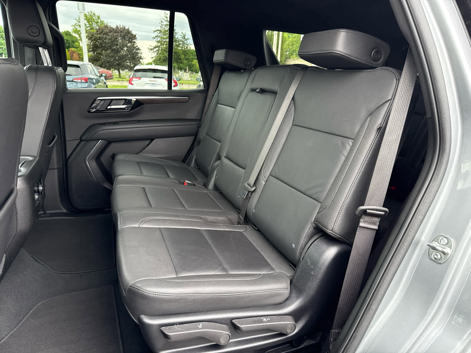 Certified 2025 Chevrolet Tahoe LT AWD/4WD image 20