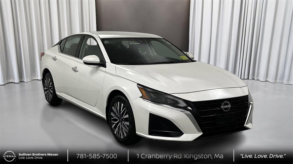 Certified 2023 Nissan Altima 2.5 SV image 3
