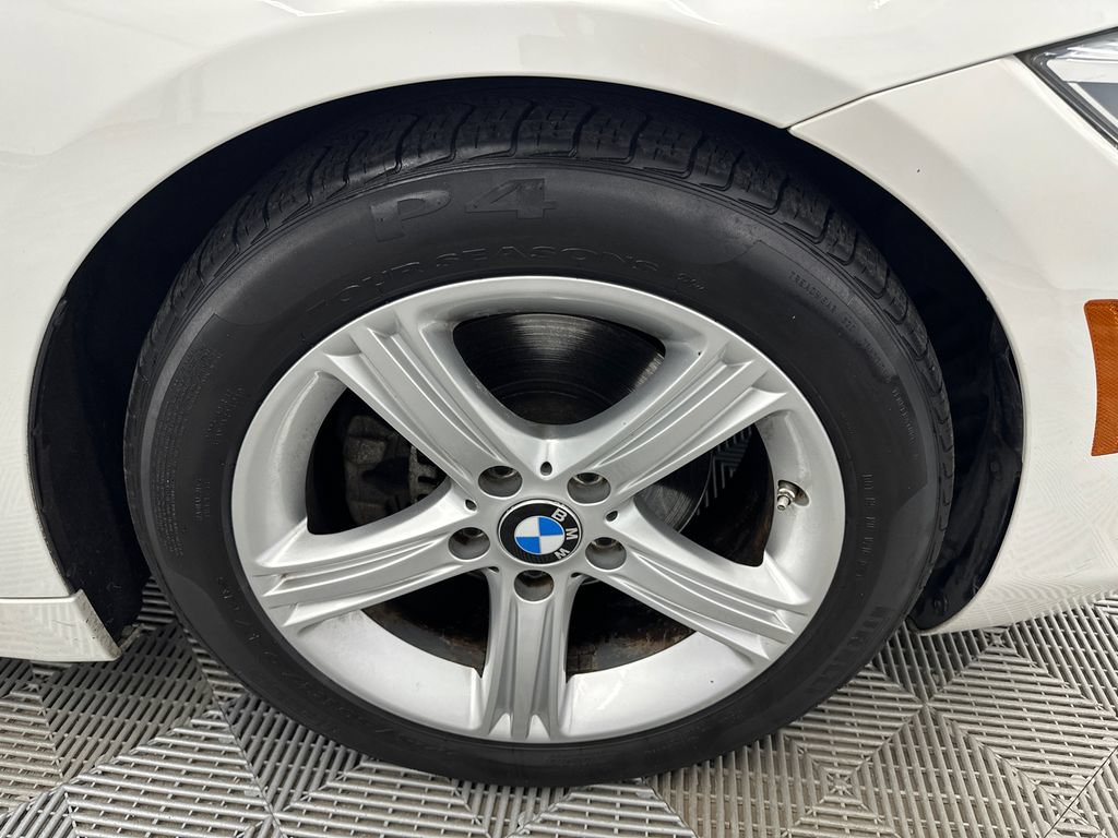 Used 2015 BMW 428i Convertible RWD image 13