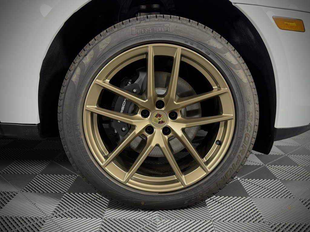 New 2026 Porsche Macan image 20