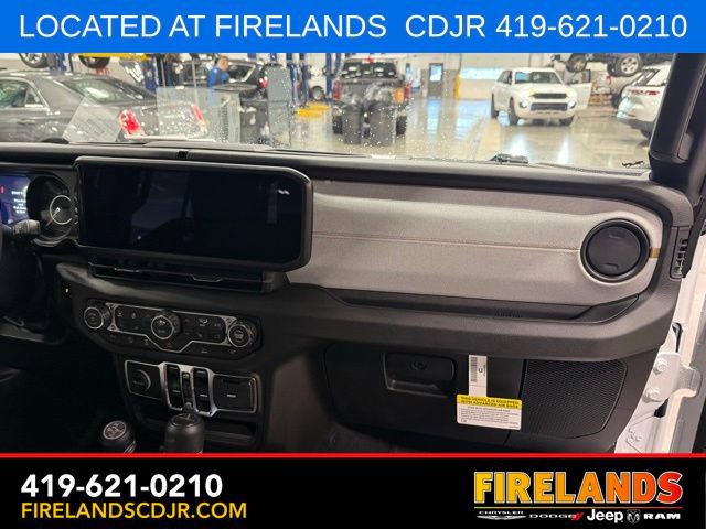 New 2026 Jeep Gladiator Sport AWD/4WD image 24