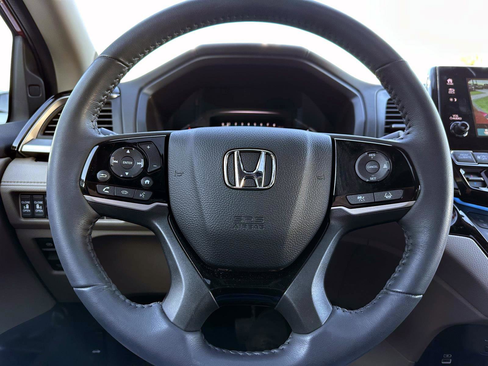 Used 2023 Honda Odyssey Touring image 27