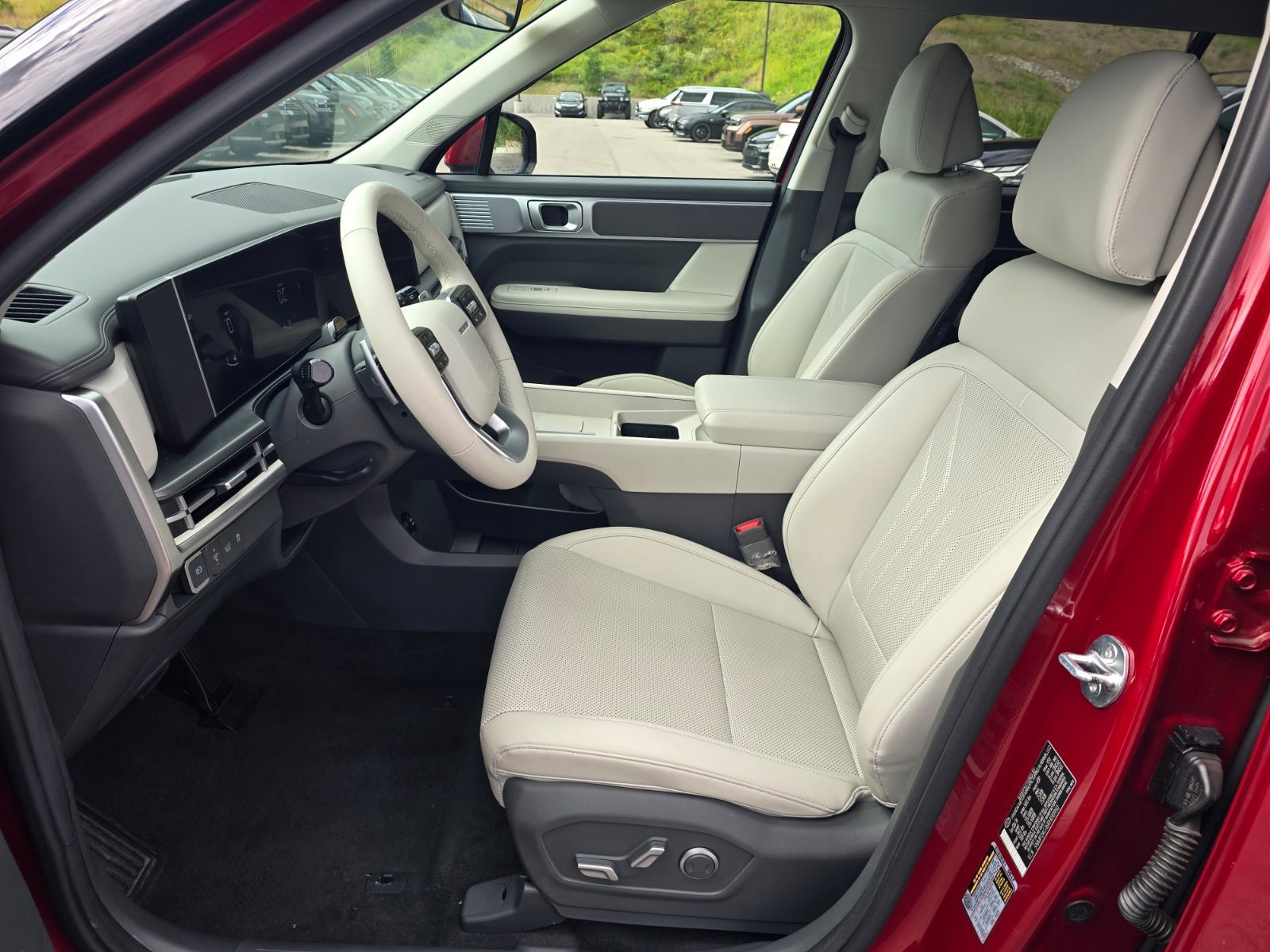 Used 2024 Hyundai Santa Fe SEL FWD image 12