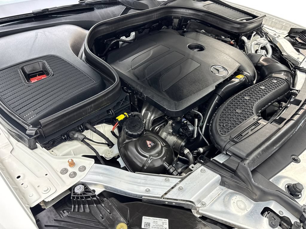 Used 2021 Mercedes-Benz GLC 300 4MATIC image 70