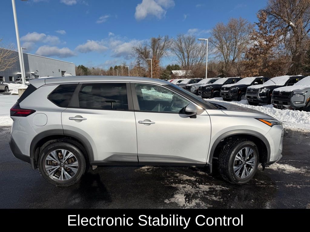 Used 2023 Nissan Rogue SV image 9