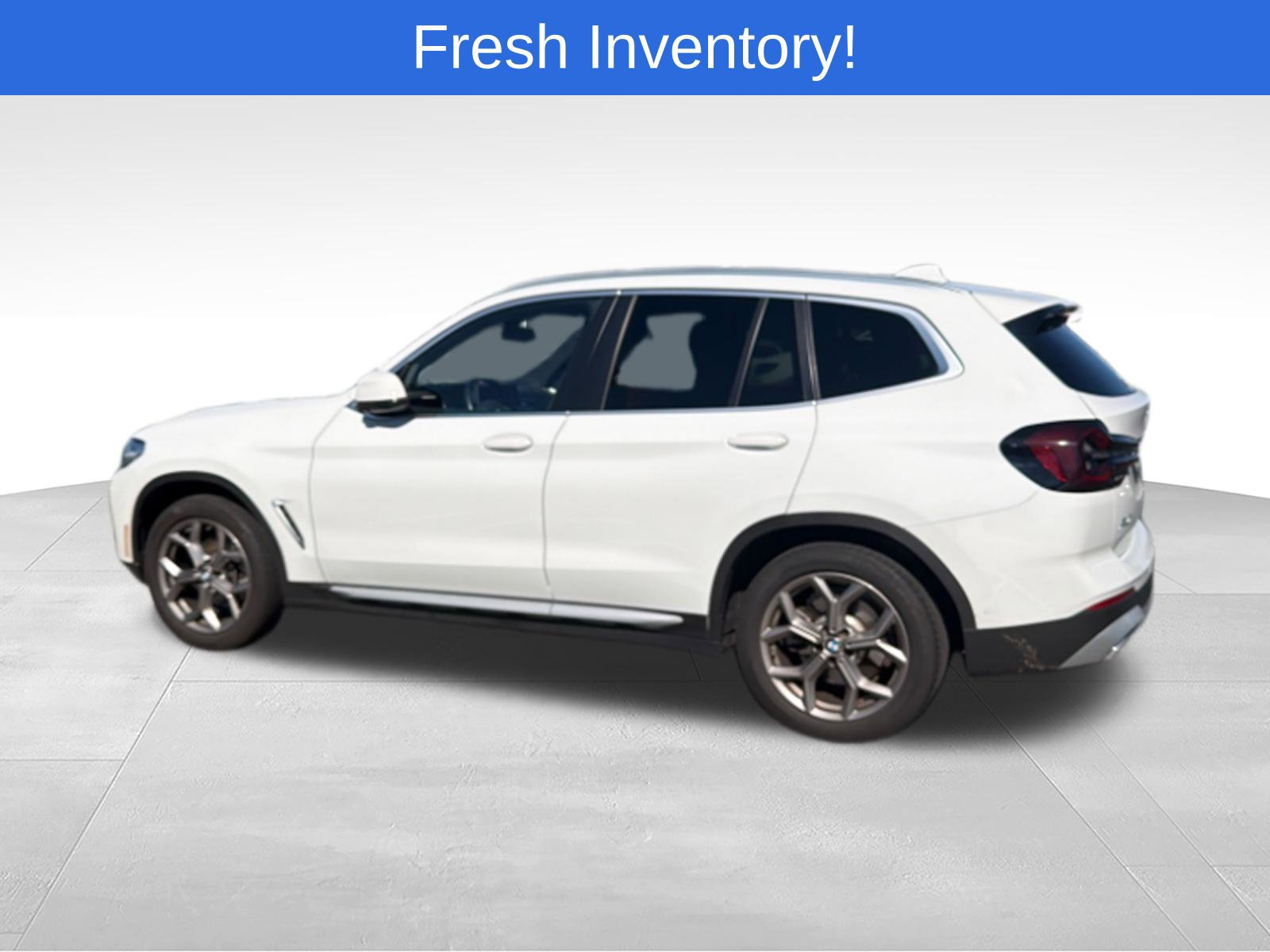 Certified 2023 BMW X3 xDrive30i w/ Convenience Package w/ZPA AWD/4WD image 3
