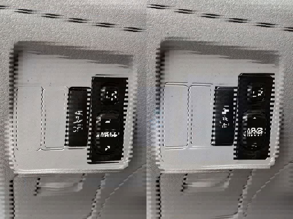 Used 2010 Toyota Corolla image 21