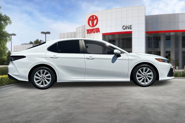 Certified 2024 Toyota Camry LE FWD image 3