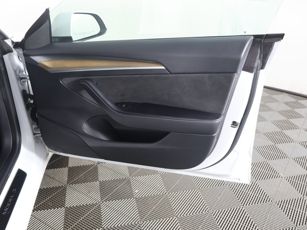 Used 2023 Tesla Model 3 Standard Range RWD image 27