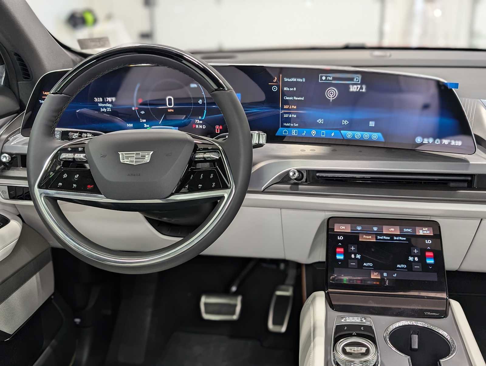 New 2026 Cadillac Vistiq Luxury image 5