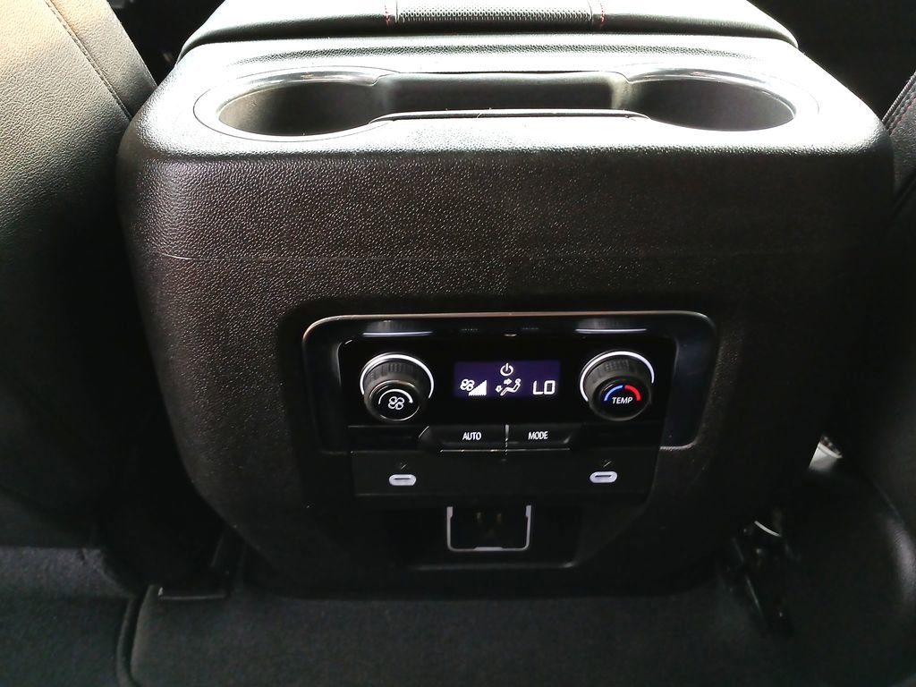 Certified 2021 Chevrolet Suburban RST image 22