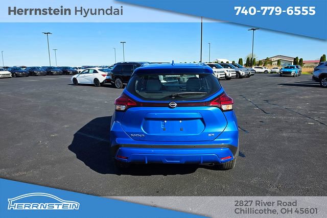 Used 2024 Nissan Kicks SR w/ SR Premium Package FWD image 25