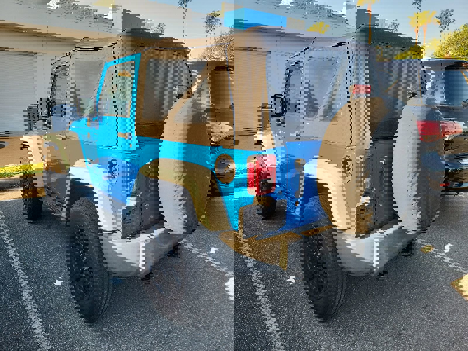 Used 2012 Jeep Wrangler Sport w/ Connectivity Group image 6