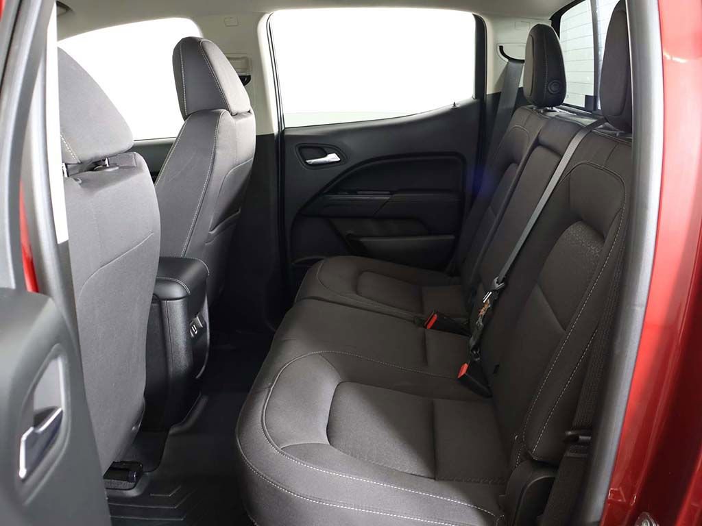 Used 2020 GMC Canyon SLE w/ Elevation Edition image 32