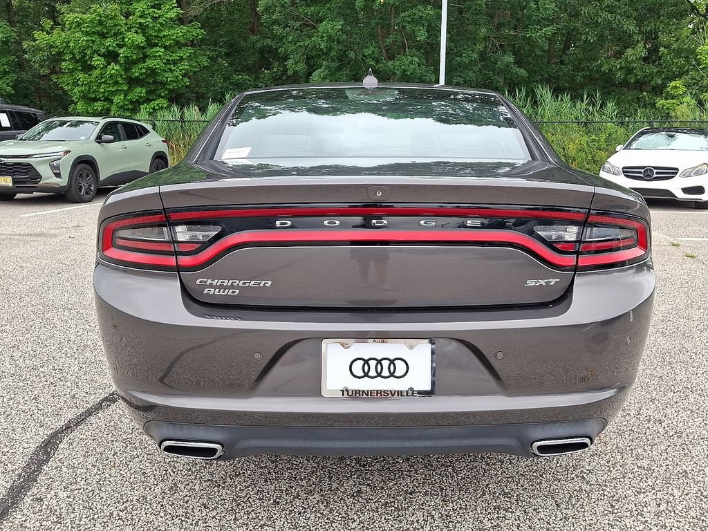 Used 2015 Dodge Charger SXT w/ AWD Plus Group image 5