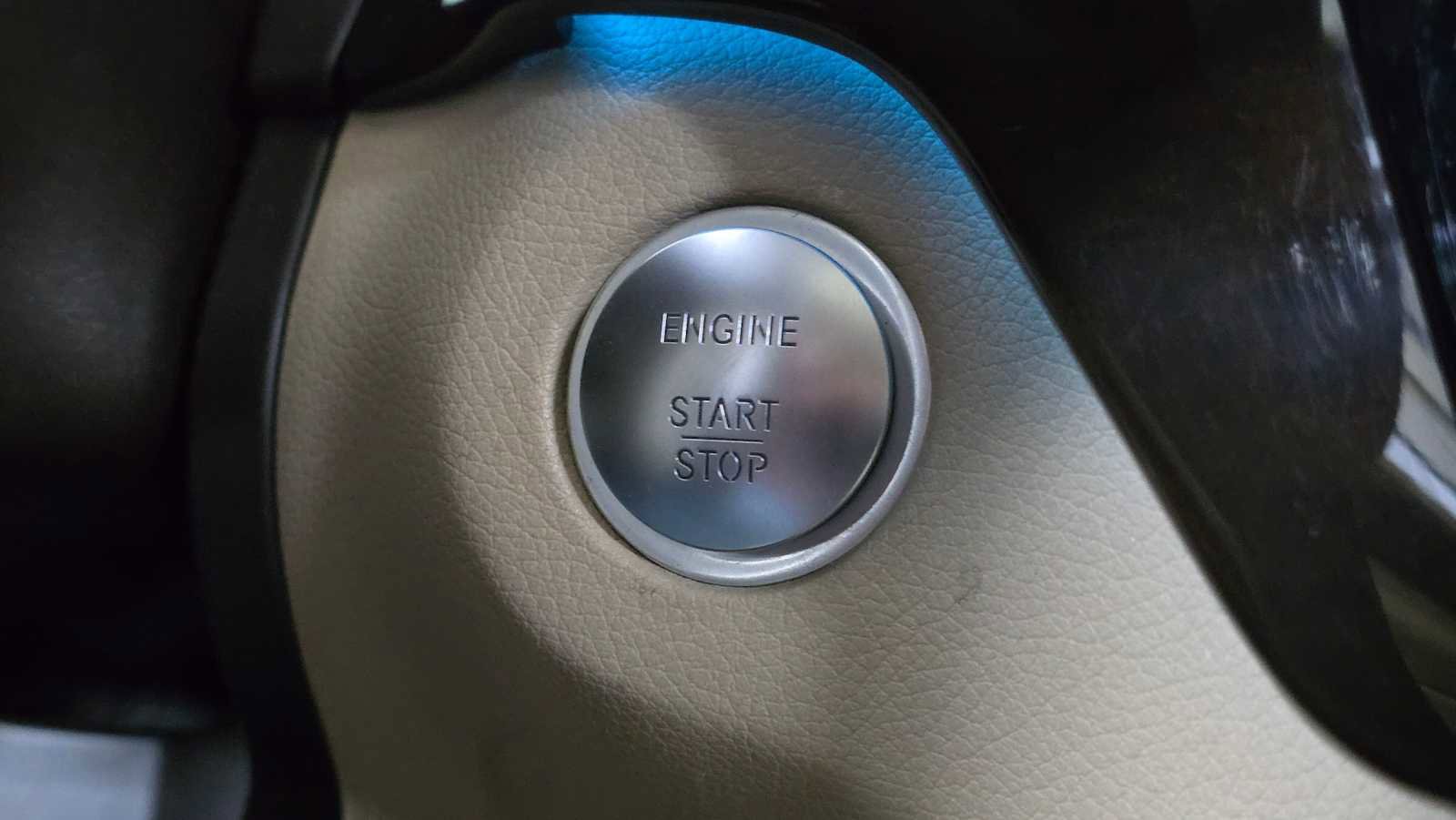 Certified 2017 Mercedes-Benz GLS 450 4MATIC image 37