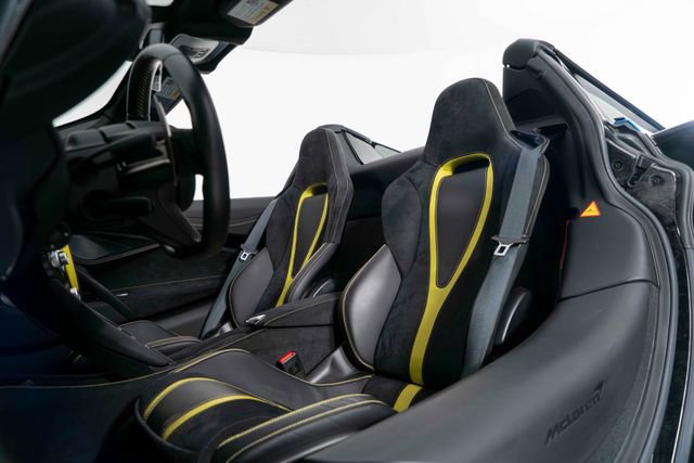 Used 2022 McLaren 720S Performance image 15