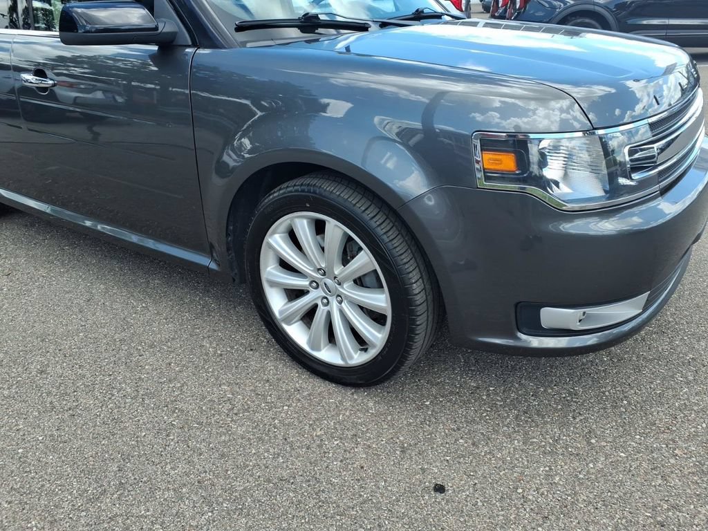 Certified 2019 Ford Flex SEL w/ Equipment Group 202A AWD/4WD image 5