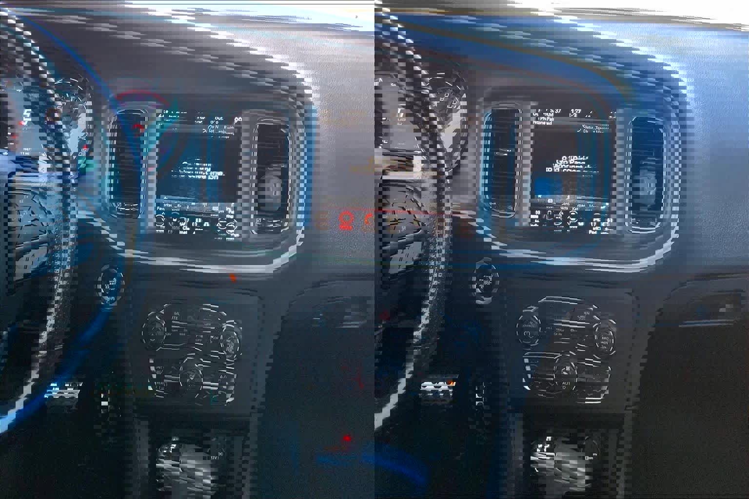 Used 2019 Dodge Charger R/T image 6