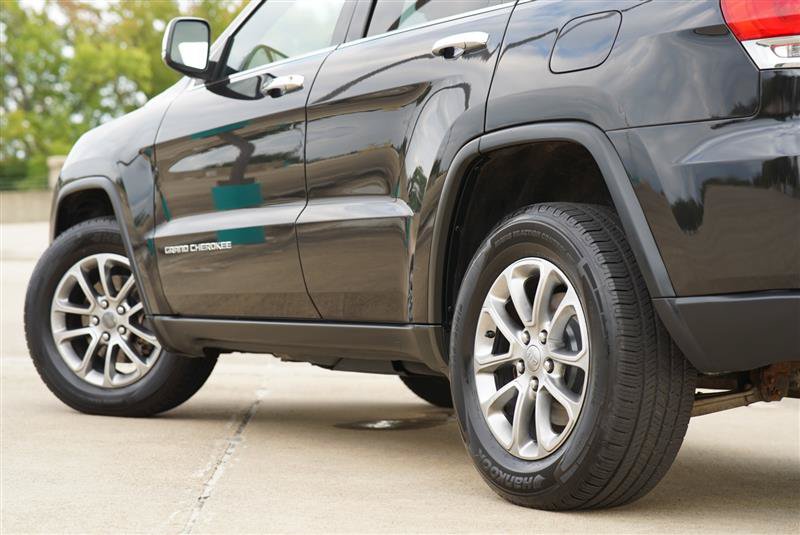 Used 2015 Jeep Grand Cherokee Limited w/ Luxury Group II AWD/4WD image 24