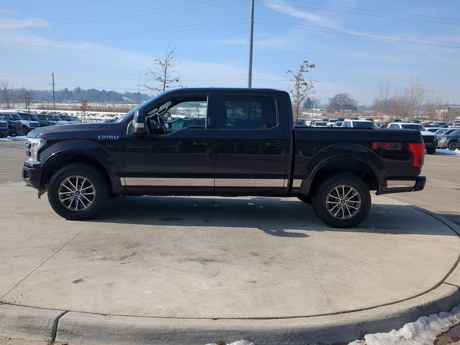 Used 2018 Ford F150 Lariat w/ Equipment Group 502A Luxury image 3