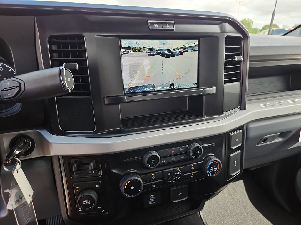 New 2026 Ford F250 XL AWD/4WD image 24
