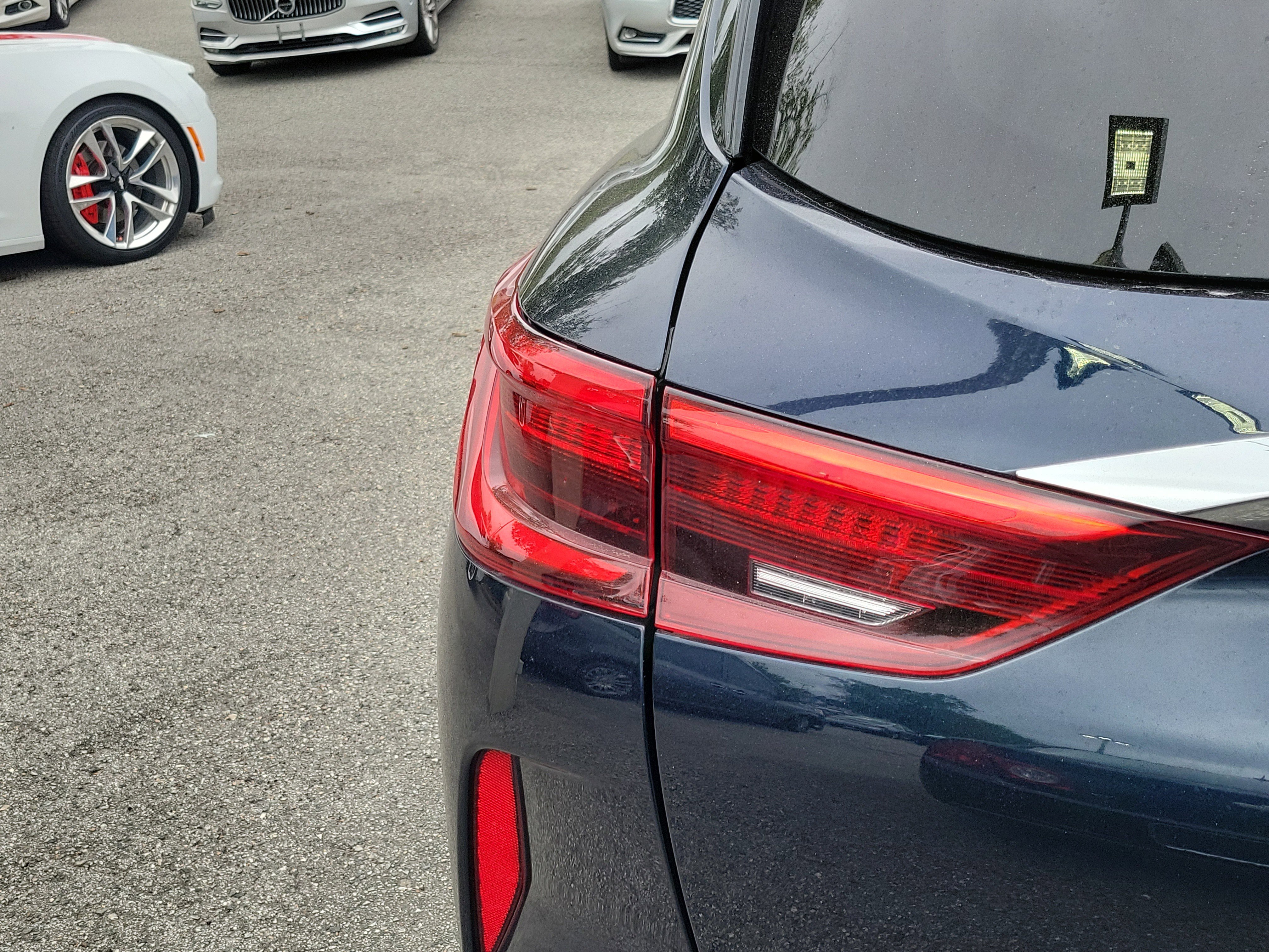 Used 2021 INFINITI QX50 Luxe FWD image 22